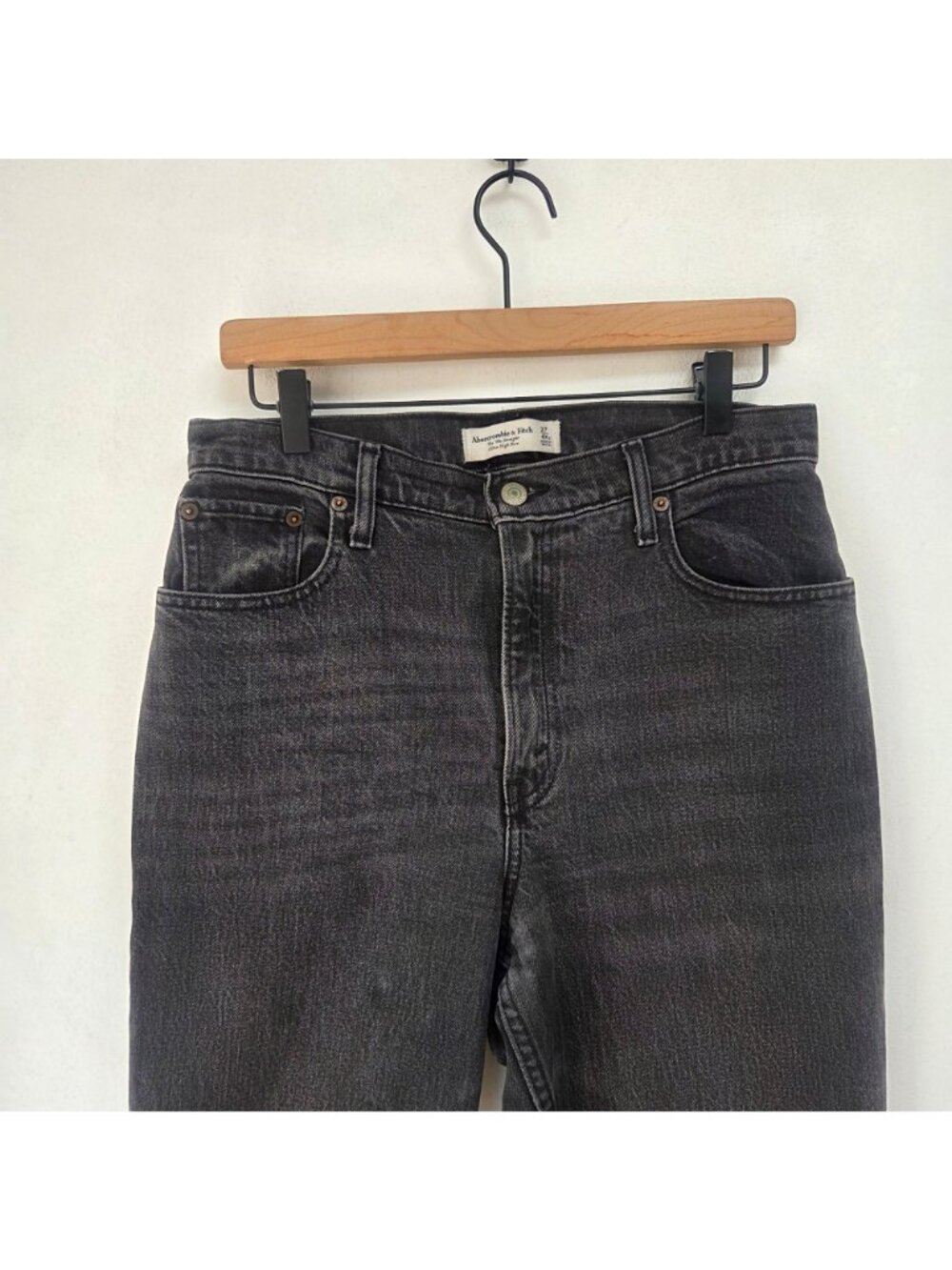 Abercrombie & Fitch The '90s Straight Ultra High Rise Grey Jeans Women's 27/4Xs - Picture 3 of 7